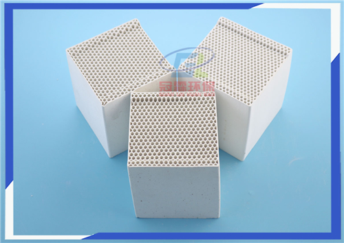 莫來石質(zhì)蜂窩陶瓷蓄熱體