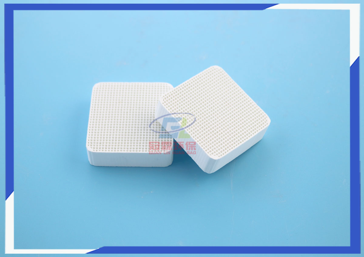 直孔陶瓷過(guò)濾片