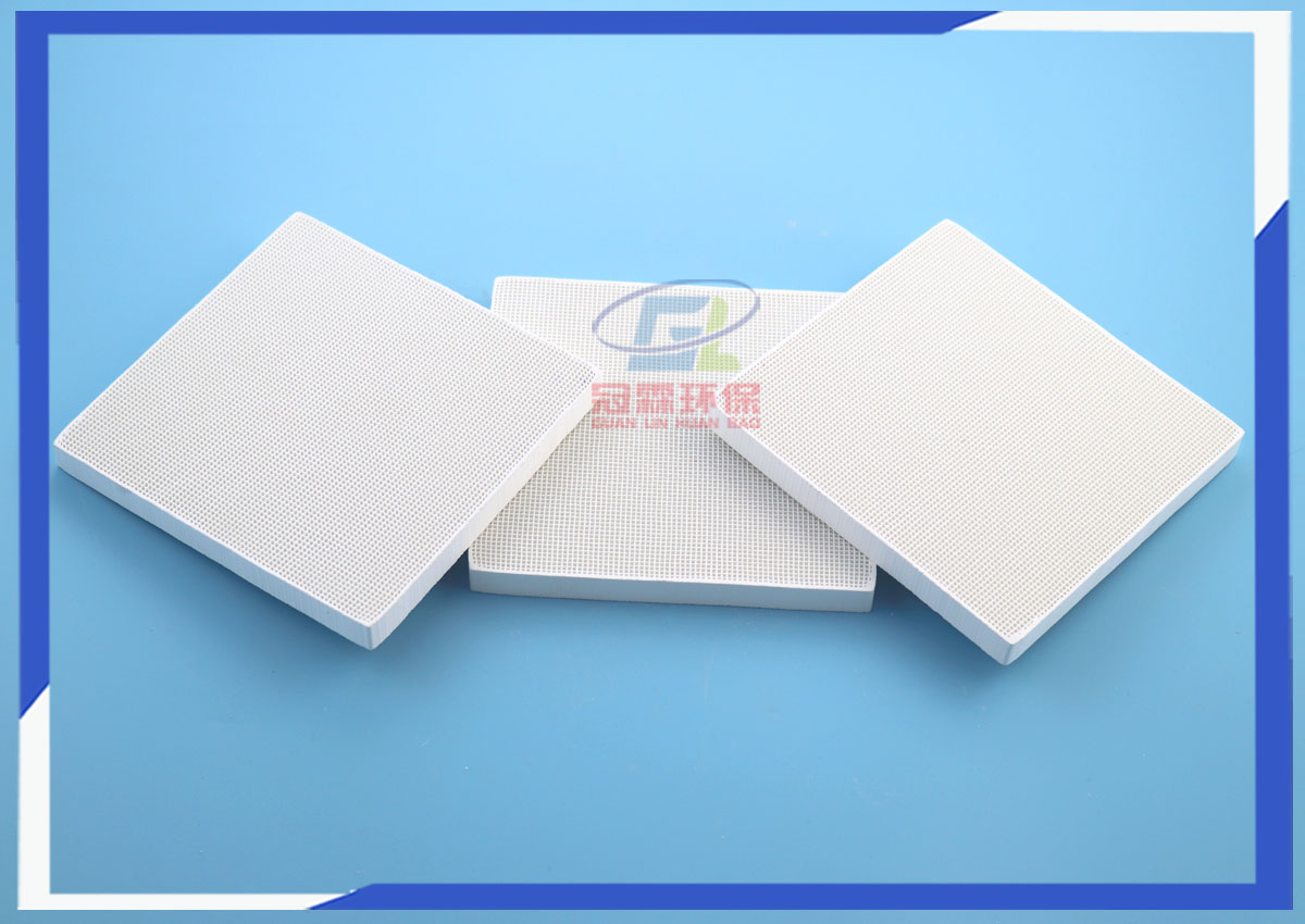 鑄造專(zhuān)用蜂窩陶瓷過(guò)濾片